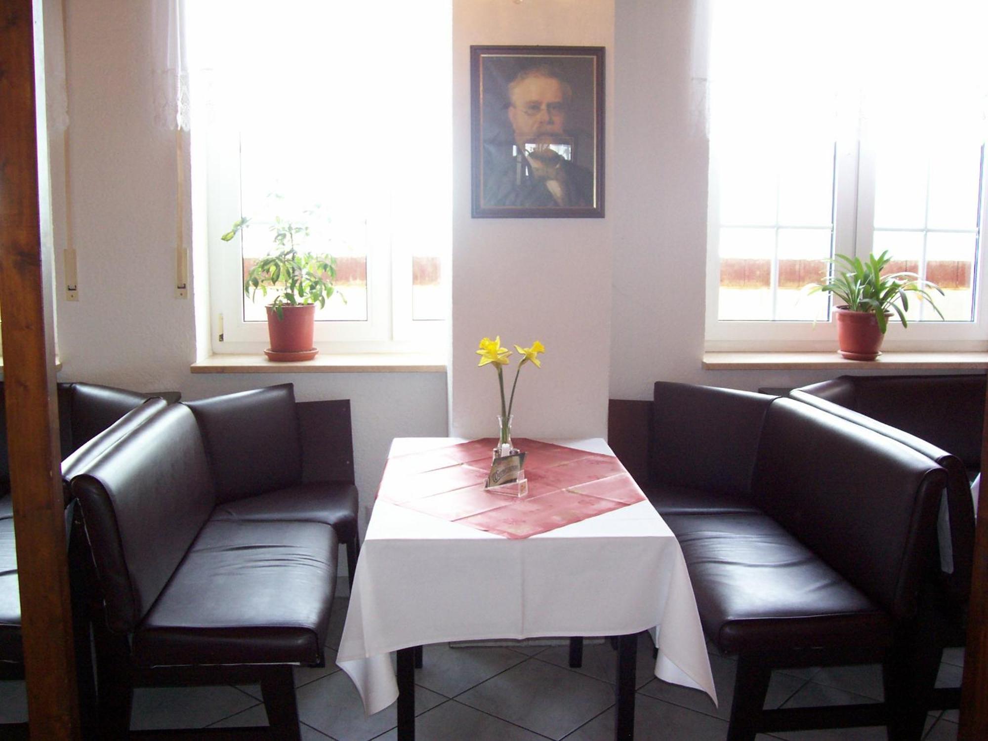 Hotel Reuterhof Reuterstadt Stavenhagen Bagian luar foto