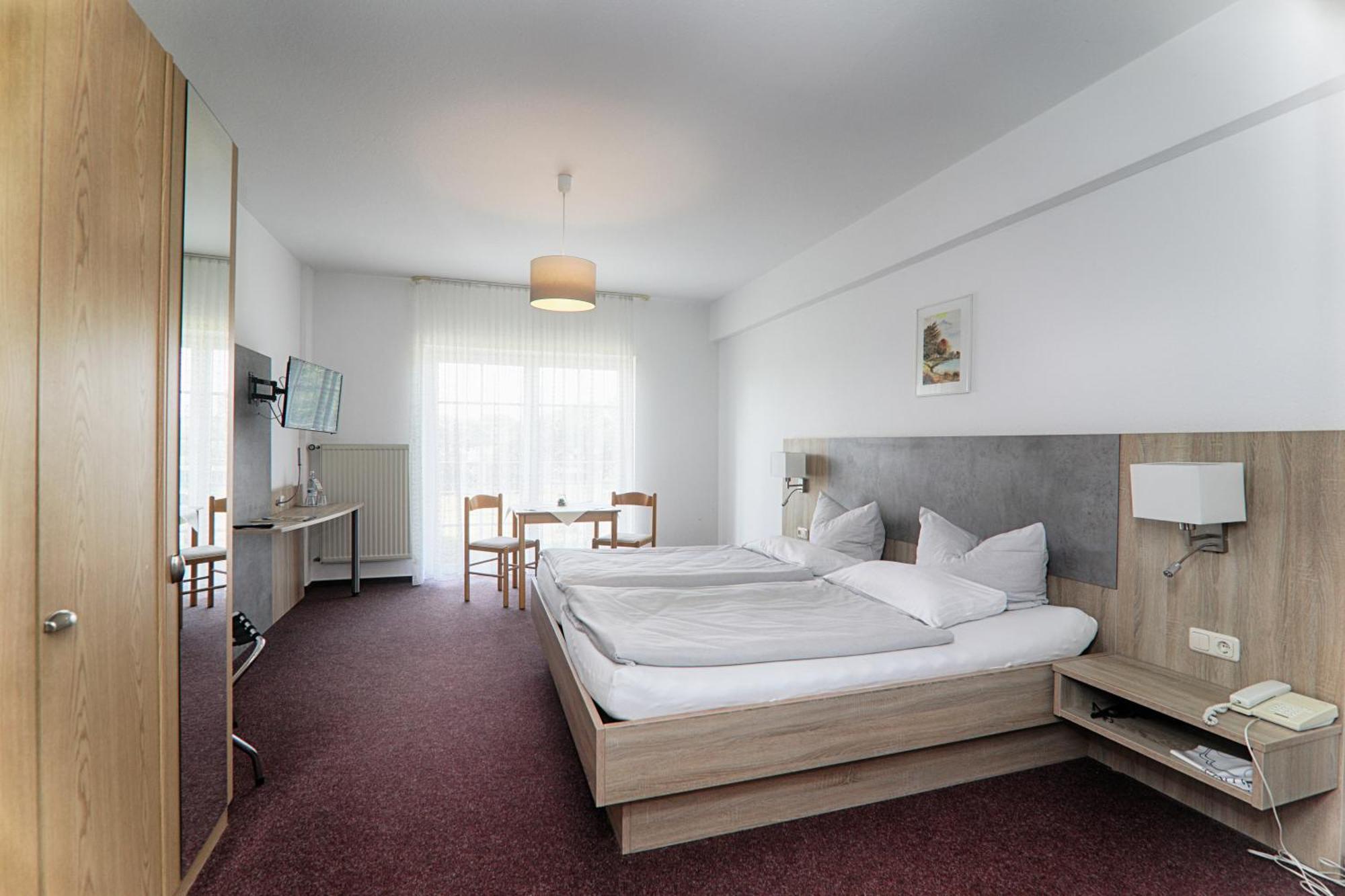 Hotel Reuterhof Reuterstadt Stavenhagen Bagian luar foto